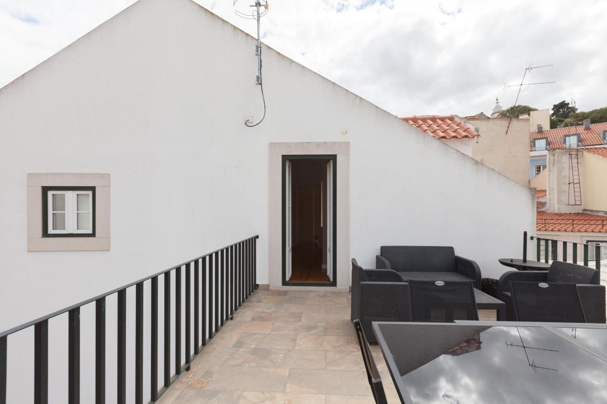 Flh Portas Do Sol Duplex With Terrace Apartamento Lisboa Exterior foto
